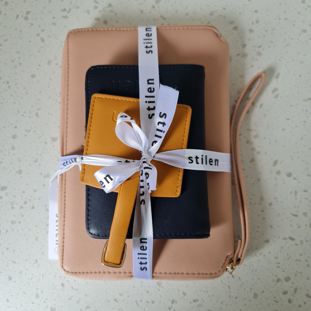 Travel Accessories set